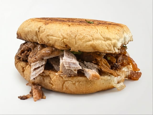 Torta de Carnitas.